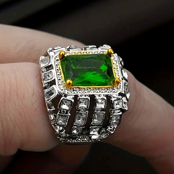 Silver plated iced out men's ring size 8 - Picture 5 of 5